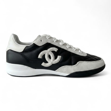 CHANEL WOMEN BLACK SNEAKERS