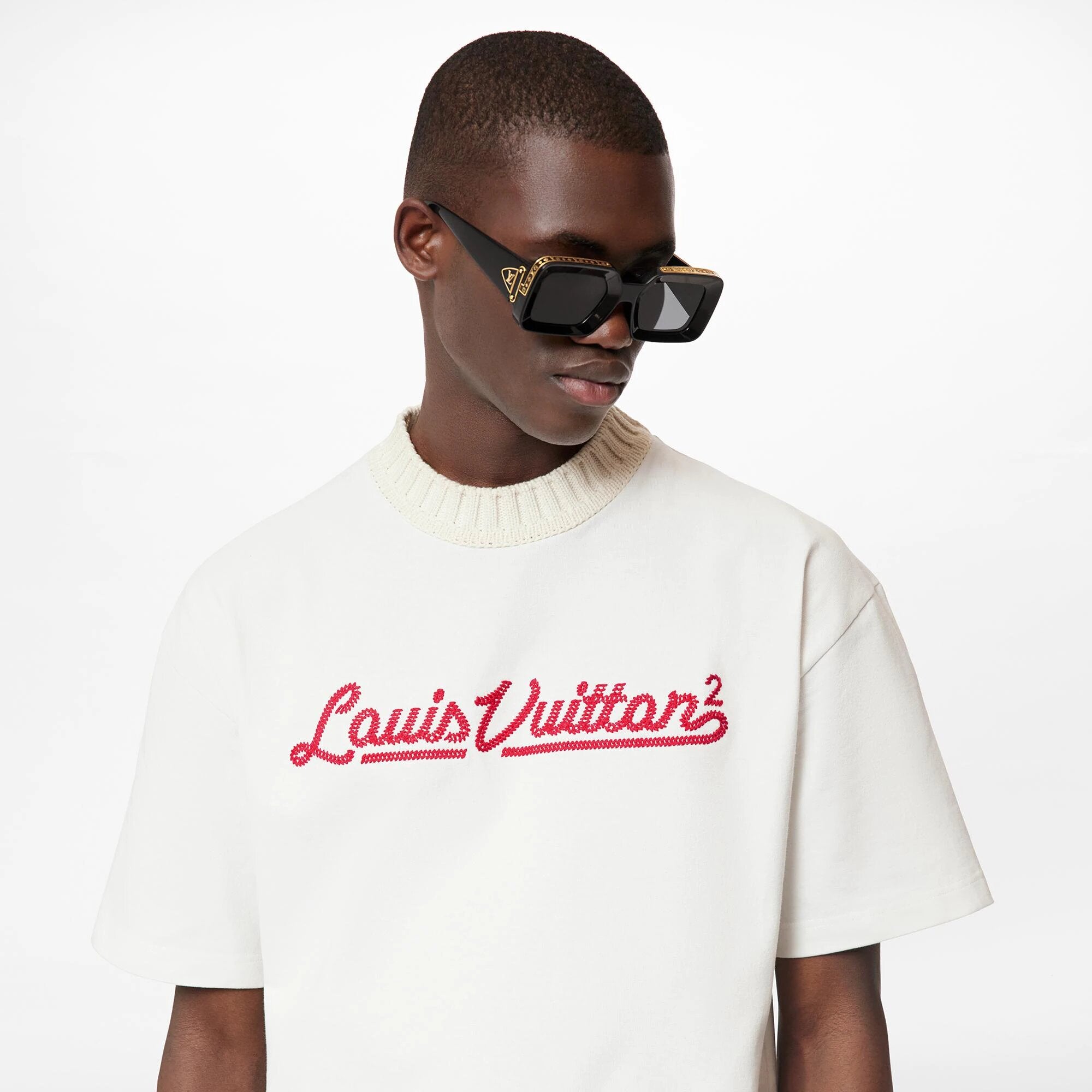 LOUIS VUITTON EMBROIDERED MOCKNECK WHITE T-SHIRT